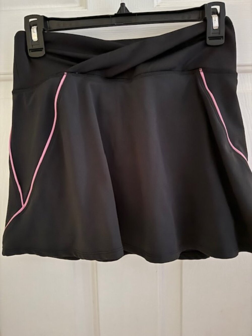 EUC Sincerely Jules Active Black & Pink Crossover Skort • Sz S